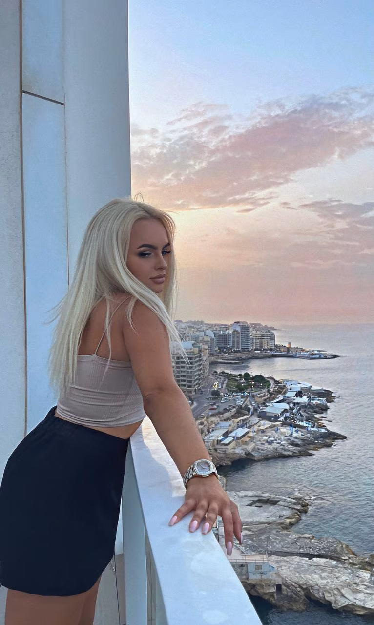 Daria 28 Lutsk Ukraine I'm an e-bride wanting to meet my beloved husband