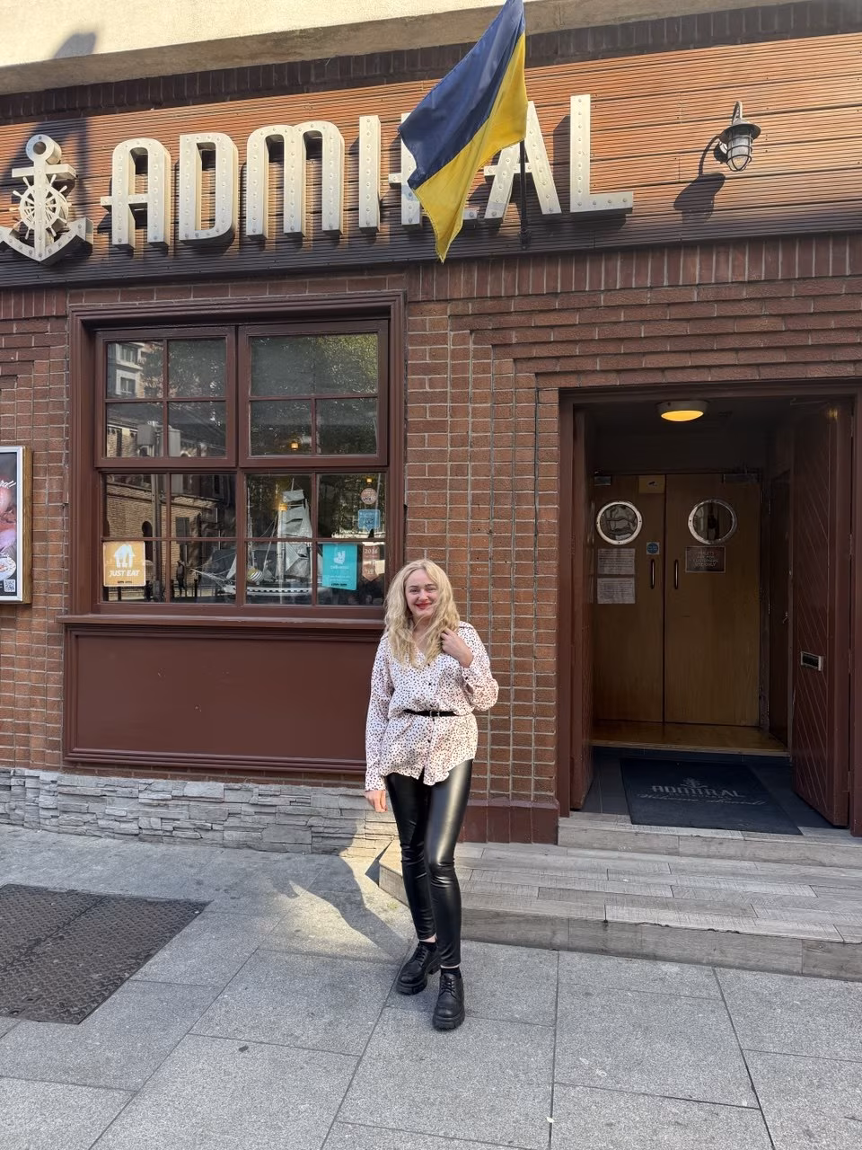 Iryna 40 Tullamore Ireland I'm an e-dating bride wanting to find my beloved one and only