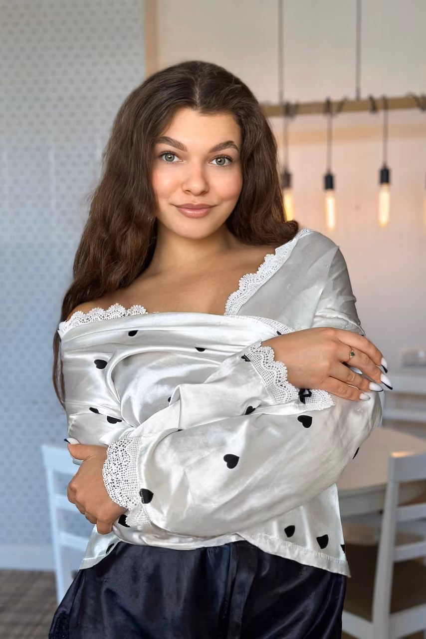 Darina 23 Kyiv Ukraine I'm an online bride looking for my prince and partner