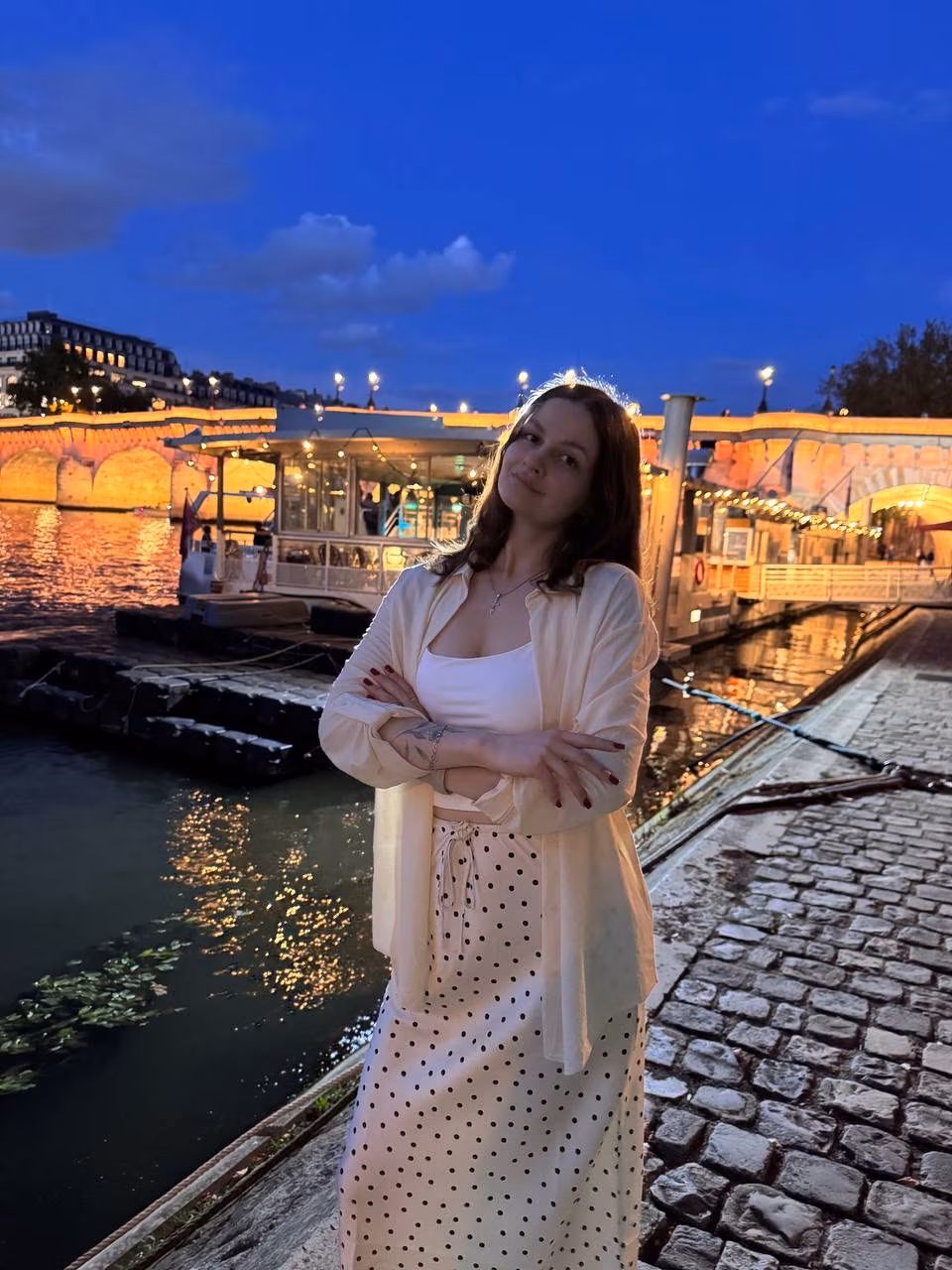 Vika 21 Zhytomyr Ukraine I'm an online dating bride looking for my king and partner