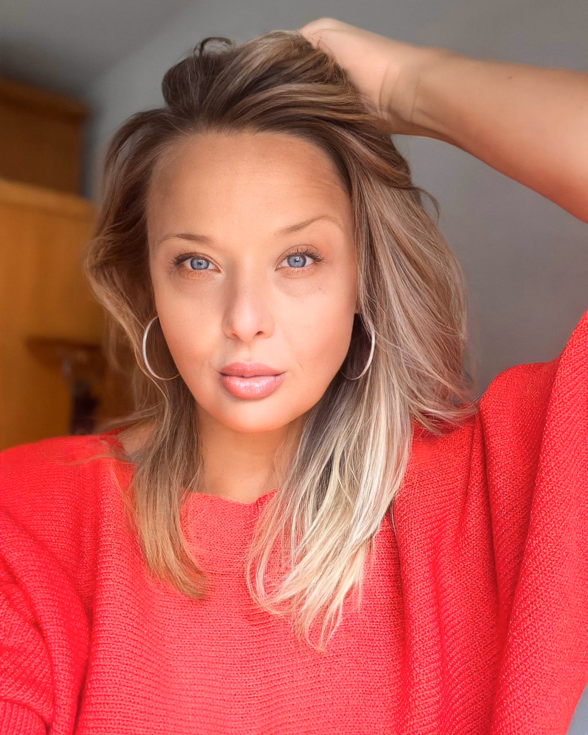 Nataliia 42 Barcelona Germany I'm a virtual dating bride who needs my hero husband