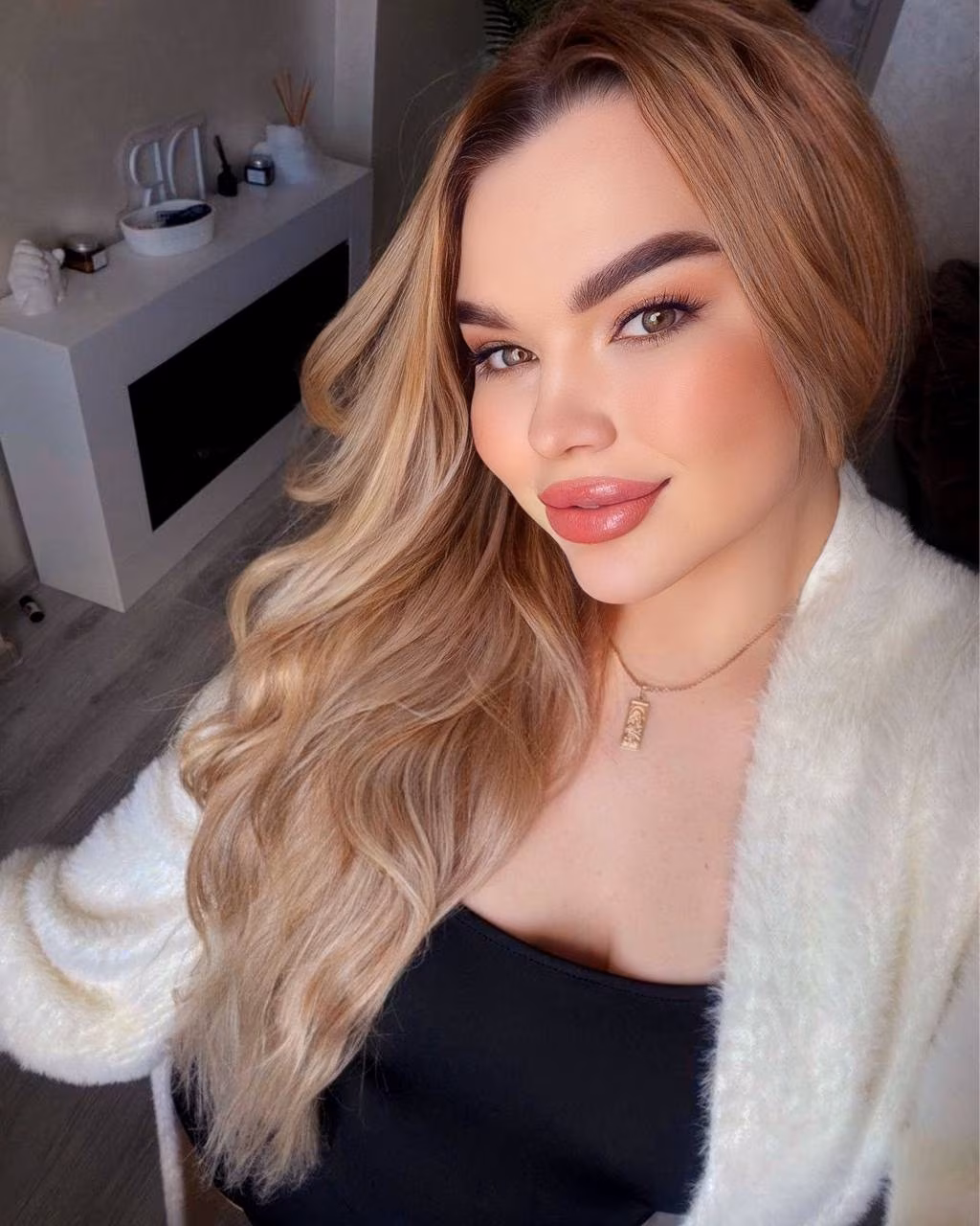 Kateryna 24 Kyiv Ukraine I'm a virtual match bride looking for my prince charming