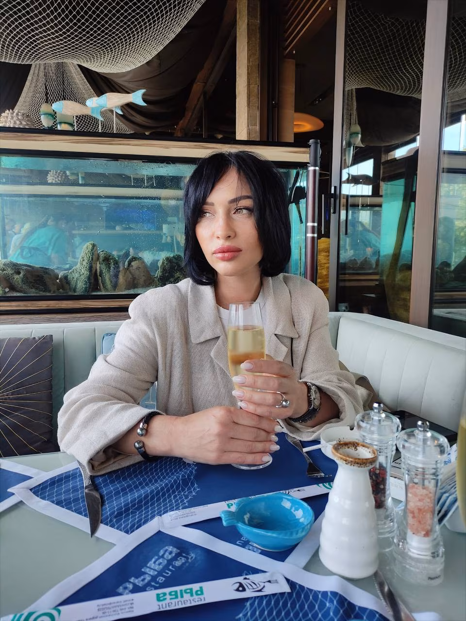 Alisa 48 Milan Italy I’m a virtual match bride looking for my prince forever