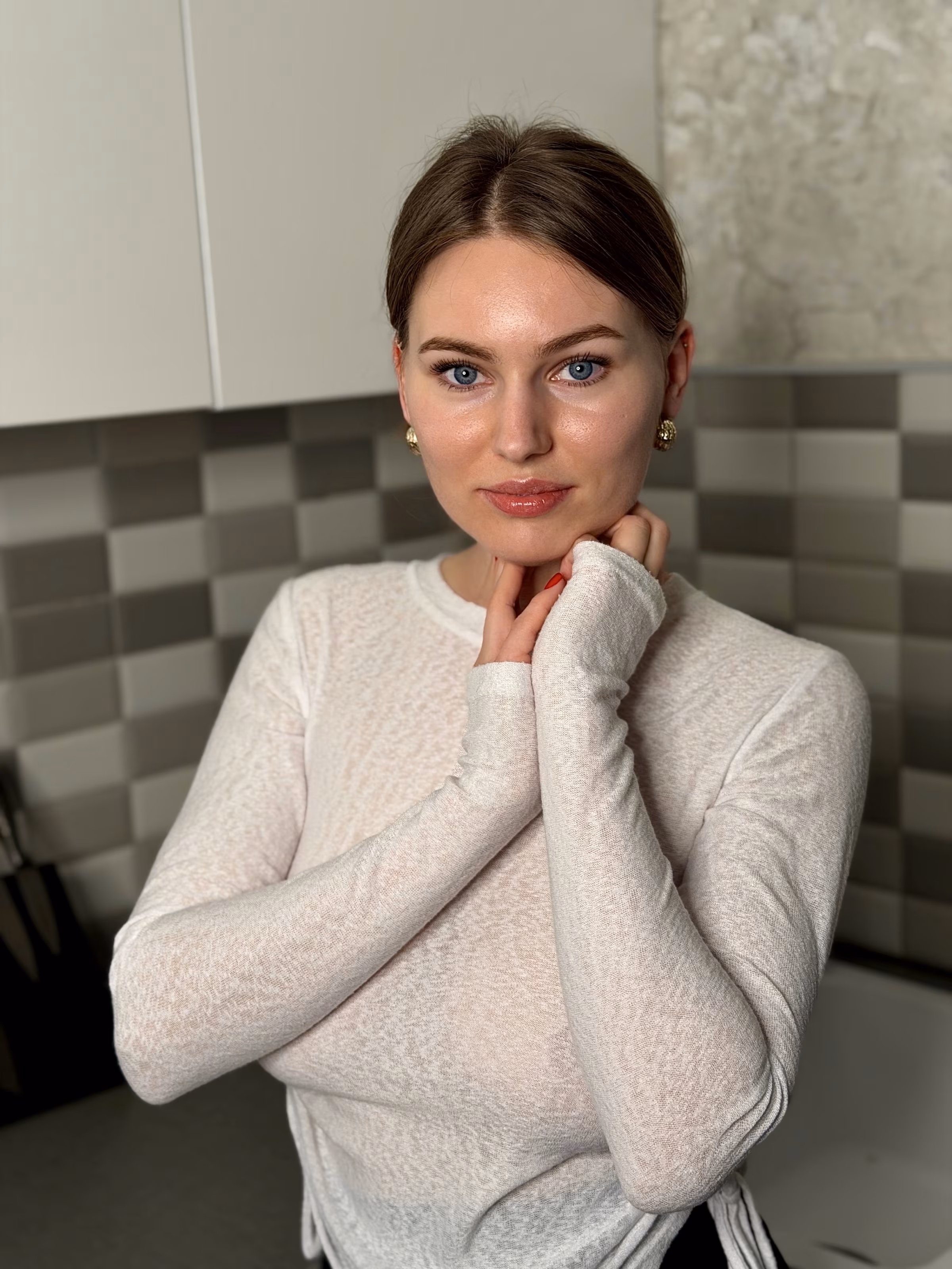 Oleksandra 30 Kyiv Ukraine I'm a web dating bride searching for my match