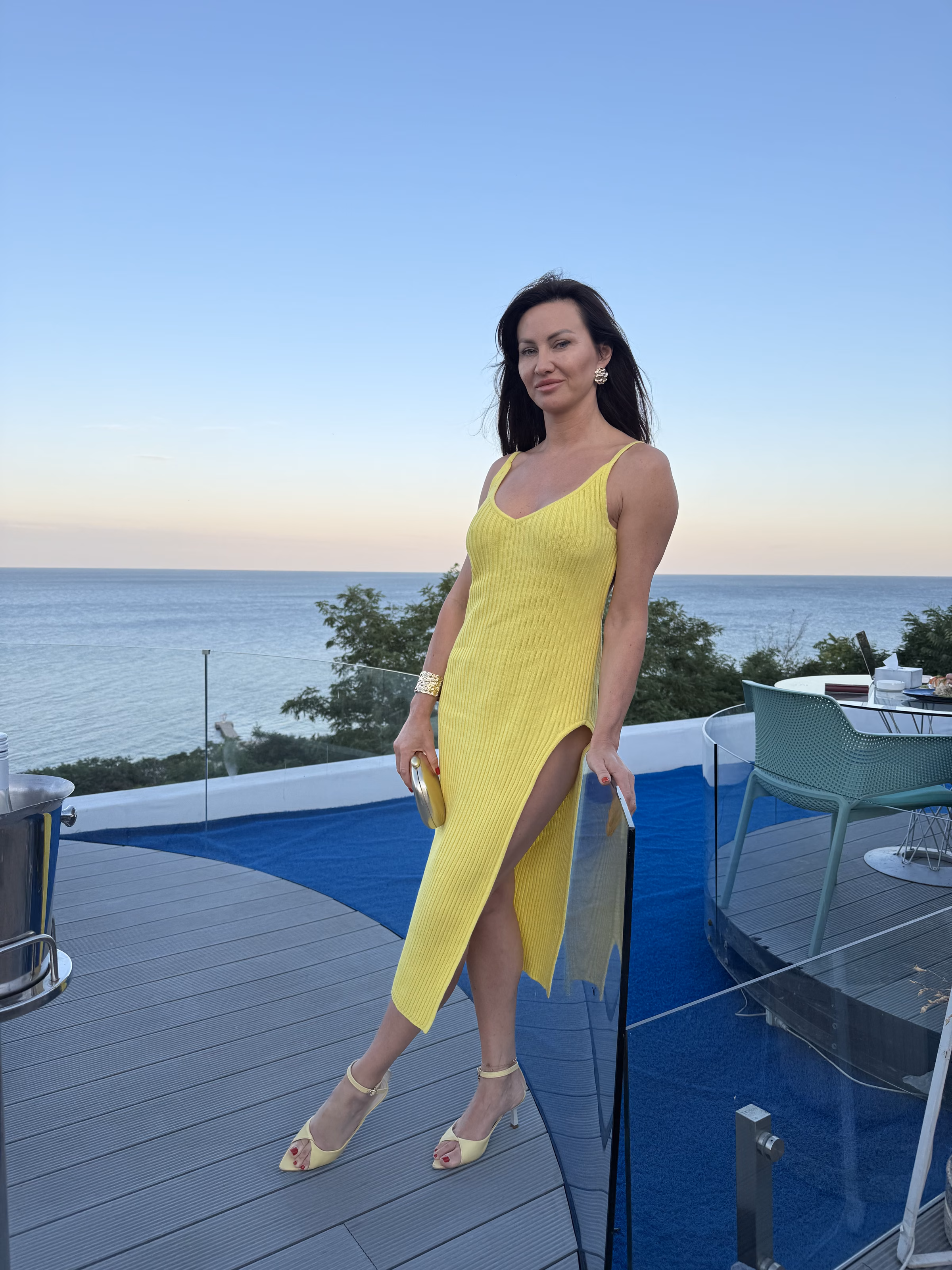 OLYA 49 Rome/Odesa Ukraine I'm a web match bride ready to meet my hero