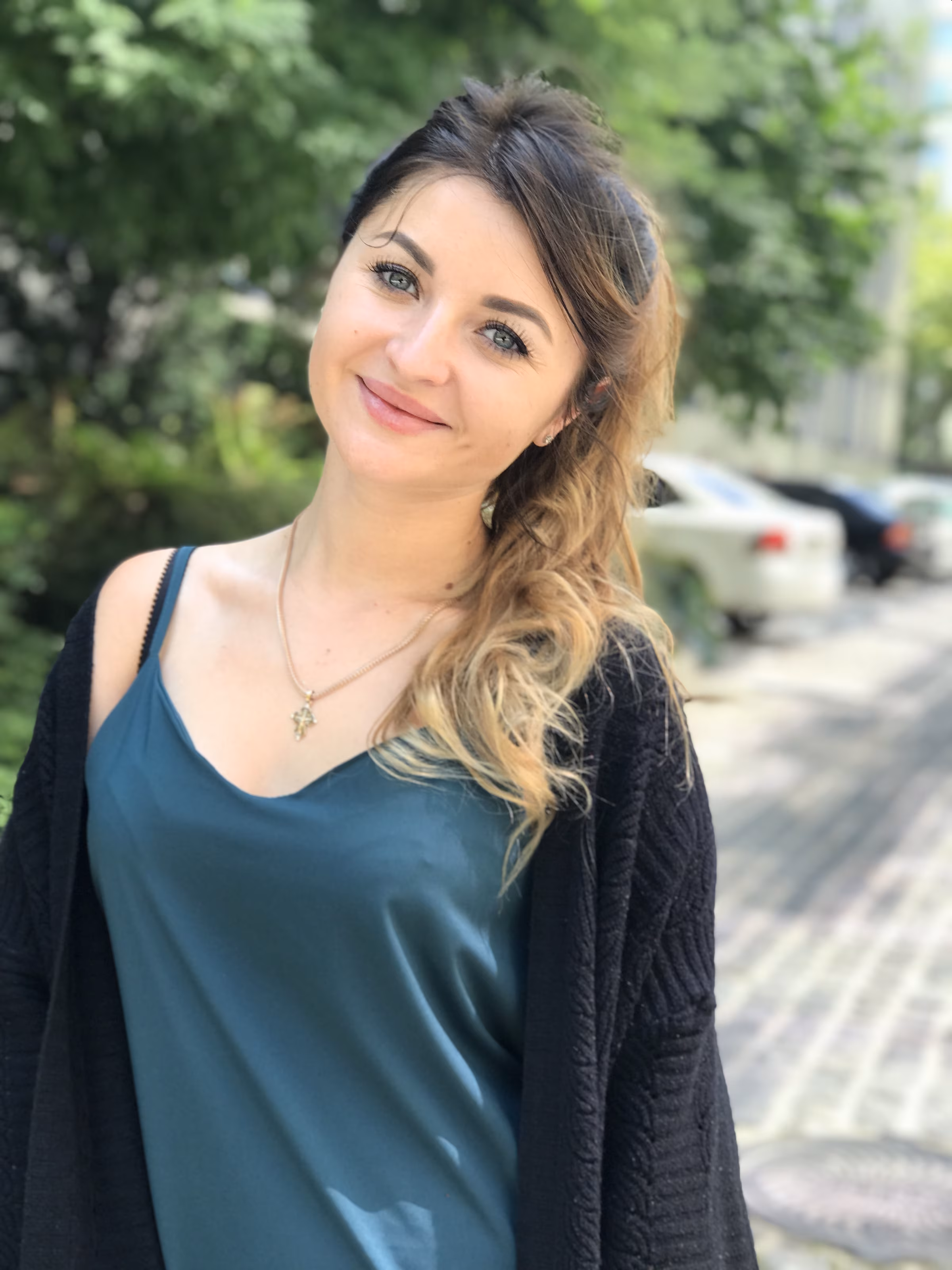 Viktoriia 33 Maurik Netherlands I'm a web match bride ready to meet my hero