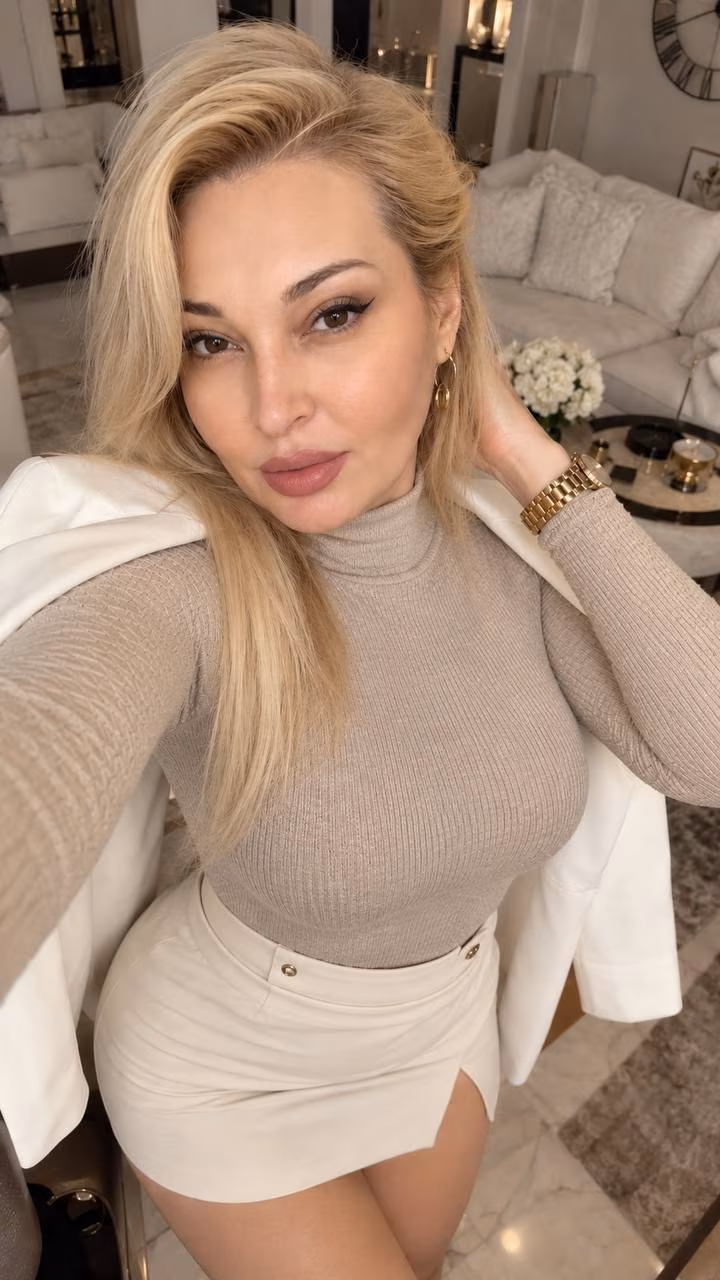 Olena 42 Kyiv Ukraine I'm a web match bride searching for my best friend