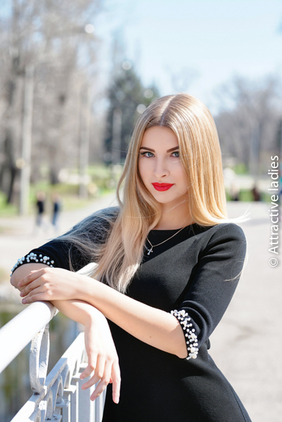 Russian single ladies catalogs online